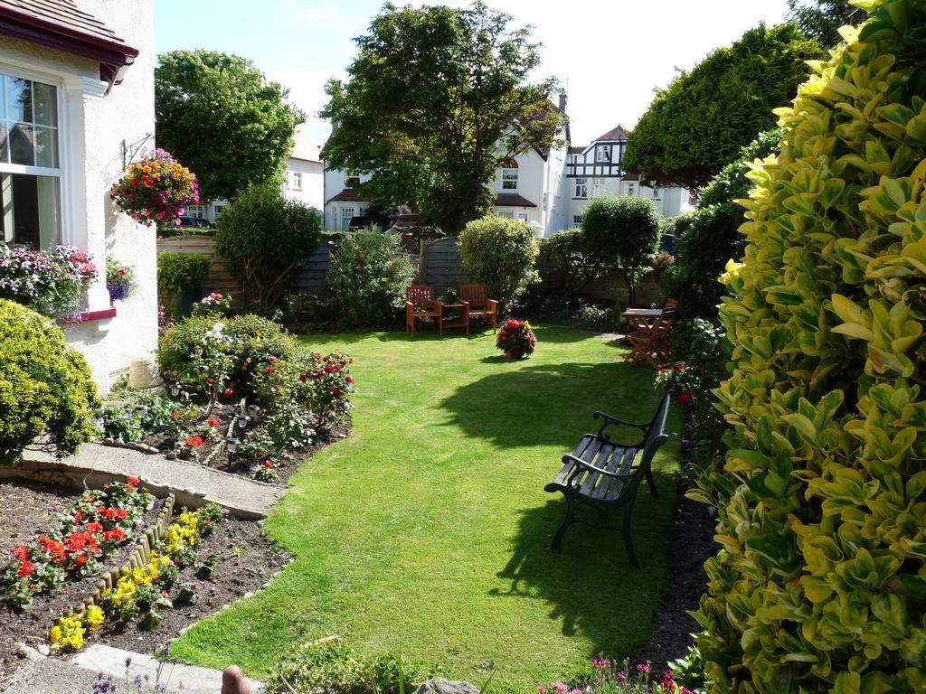 Cornerways Guest House Llandudno Exteriér fotografie